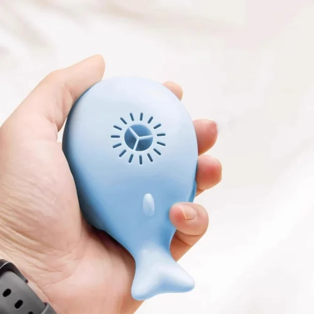 Interactive Cat Toys Electric Jet Floating Ball Cat Toy Whale Shaped Cat Toy Portable USB Dual Function Fan Pet Toy for Teaser - Image 4